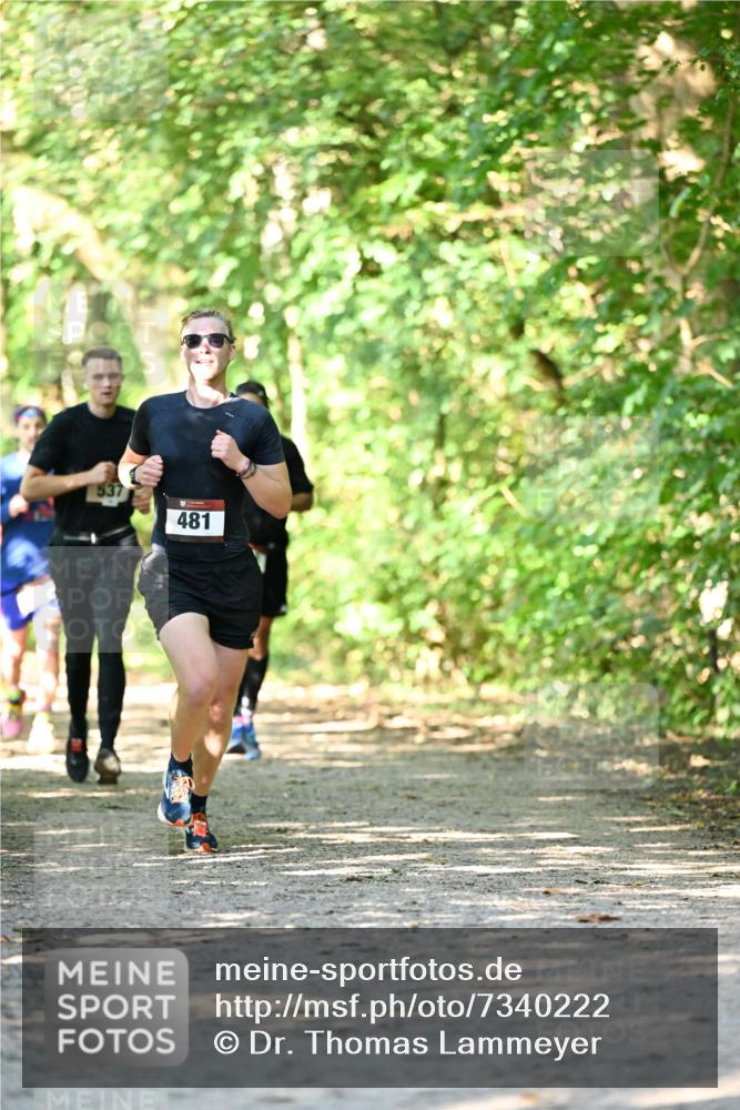 06.10.2024 - Bramfelder Halbmarathon 2024 Dr. Thomas Lammeyer http://msf.ph/oto/7340222 06.10.2024 10:42:15 Laufen 537, 481 meine-sportfotos.de