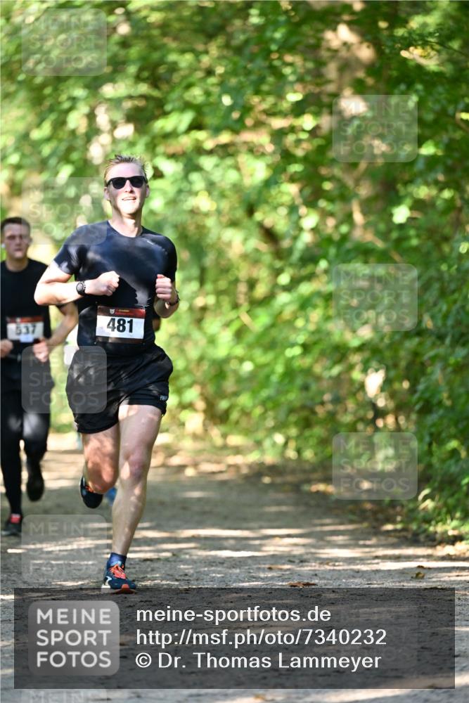 06.10.2024 - Bramfelder Halbmarathon 2024 Dr. Thomas Lammeyer http://msf.ph/oto/7340232 06.10.2024 10:42:17 Laufen 637, 481 meine-sportfotos.de
