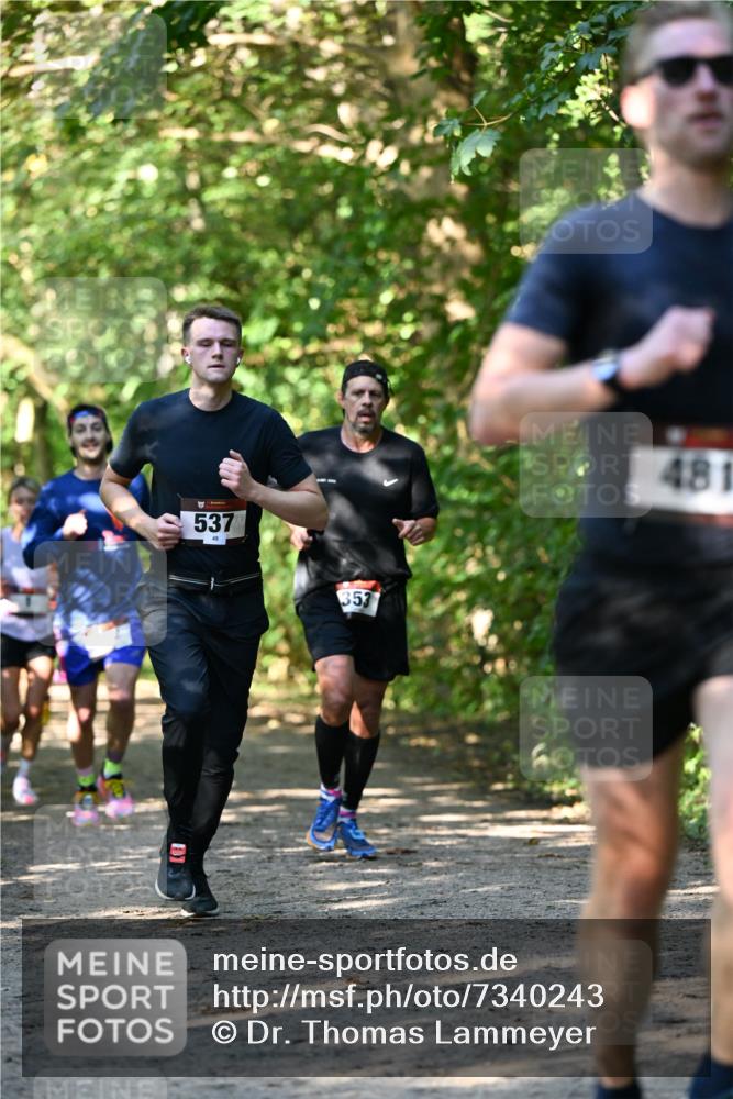 06.10.2024 - Bramfelder Halbmarathon 2024 Dr. Thomas Lammeyer http://msf.ph/oto/7340243 06.10.2024 10:42:19 Laufen 537, 353, 481 meine-sportfotos.de