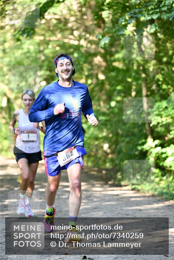 06.10.2024 - Bramfelder Halbmarathon 2024 Dr. Thomas Lammeyer http://msf.ph/oto/7340259 06.10.2024 10:42:22 Laufen 362 meine-sportfotos.de