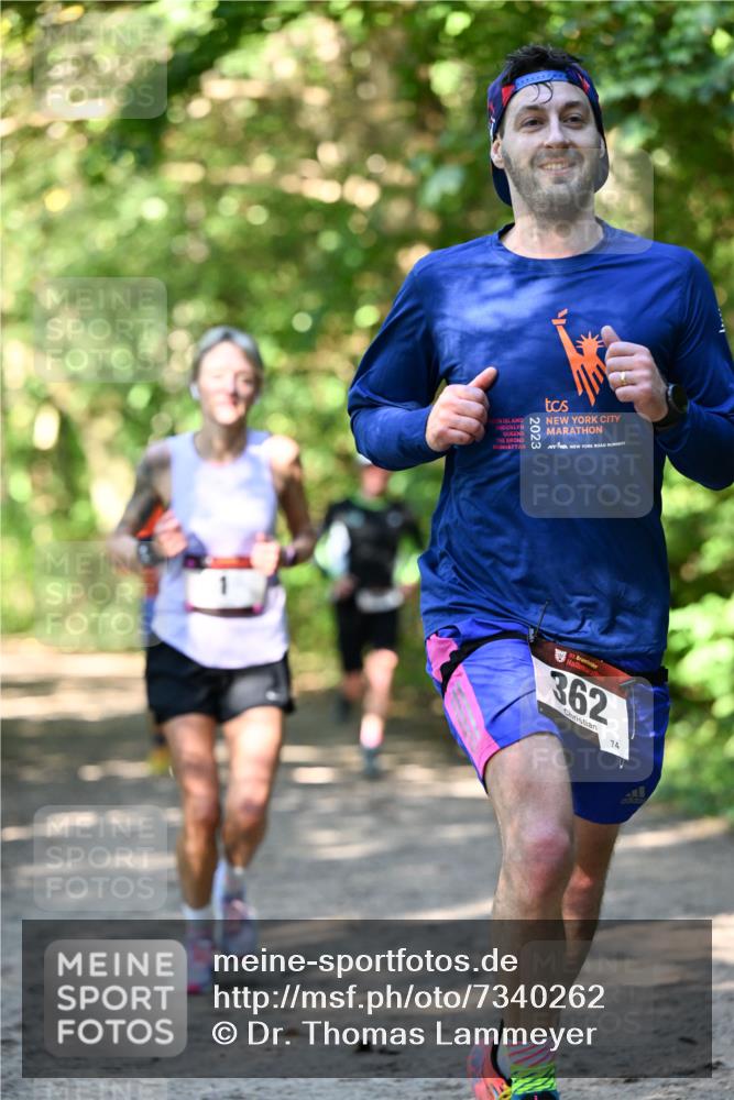 06.10.2024 - Bramfelder Halbmarathon 2024 Dr. Thomas Lammeyer http://msf.ph/oto/7340262 06.10.2024 10:42:23 Laufen 362, 74 meine-sportfotos.de