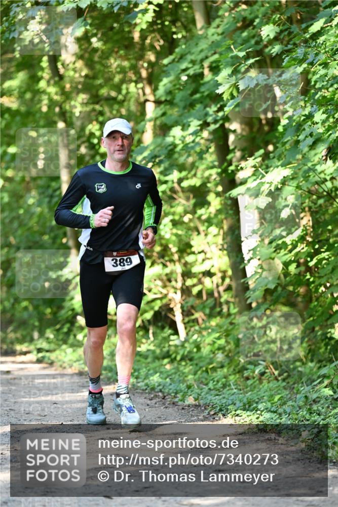 06.10.2024 - Bramfelder Halbmarathon 2024 Dr. Thomas Lammeyer http://msf.ph/oto/7340273 06.10.2024 10:42:26 Laufen 389 meine-sportfotos.de