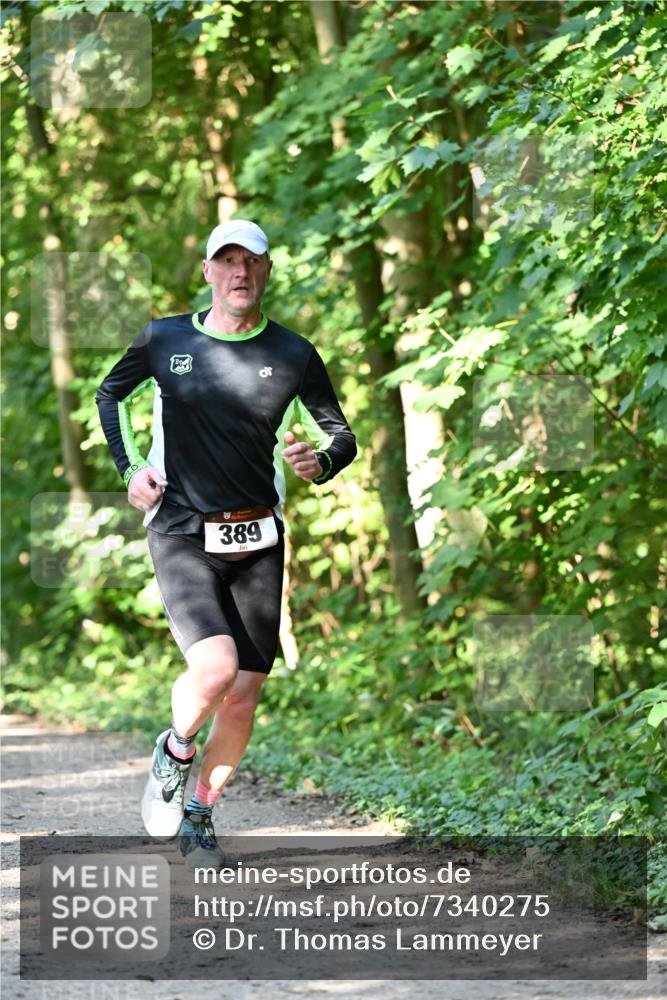 06.10.2024 - Bramfelder Halbmarathon 2024 Dr. Thomas Lammeyer http://msf.ph/oto/7340275 06.10.2024 10:42:26 Laufen 389, 90 meine-sportfotos.de