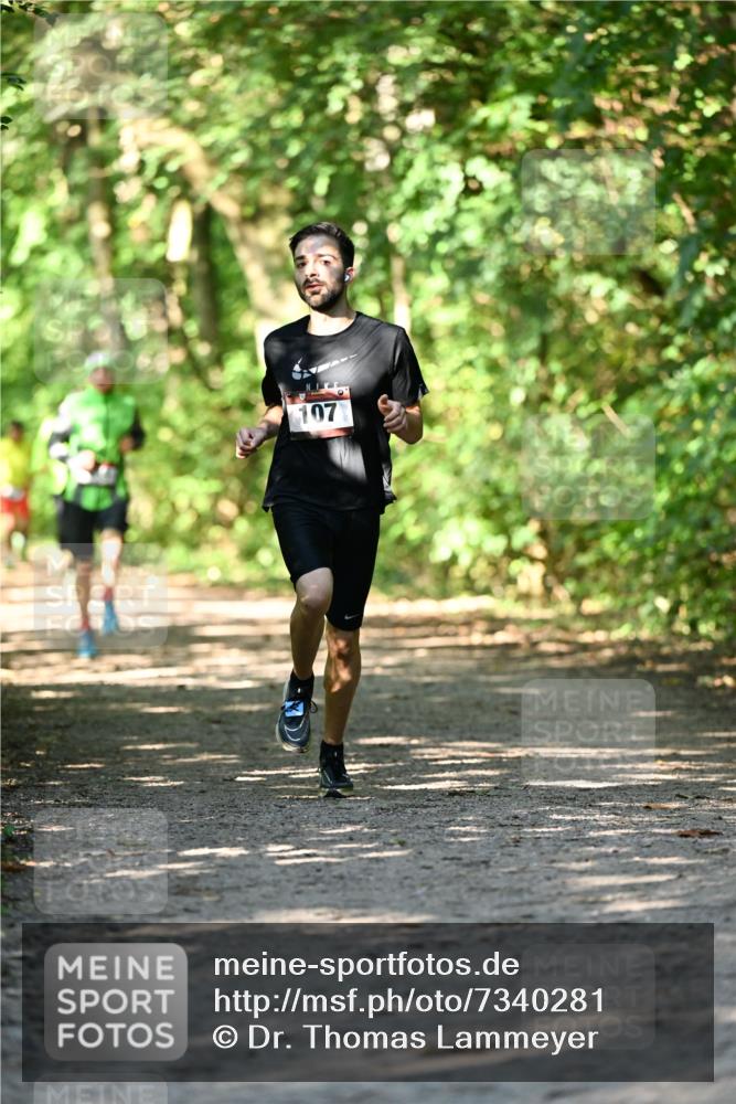 06.10.2024 - Bramfelder Halbmarathon 2024 Dr. Thomas Lammeyer http://msf.ph/oto/7340281 06.10.2024 10:42:35 Laufen 107 meine-sportfotos.de