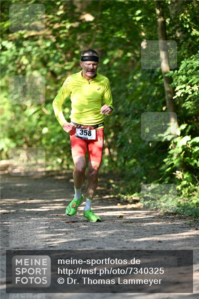 06.10.2024 - Bramfelder Halbmarathon 2024 Dr. Thomas Lammeyer http://msf.ph/oto/7340325 06.10.2024 10:42:52 Laufen 358 meine-sportfotos.de