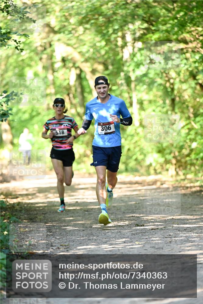 06.10.2024 - Bramfelder Halbmarathon 2024 Dr. Thomas Lammeyer http://msf.ph/oto/7340363 06.10.2024 10:43:07 Laufen 518, 306, 172 meine-sportfotos.de