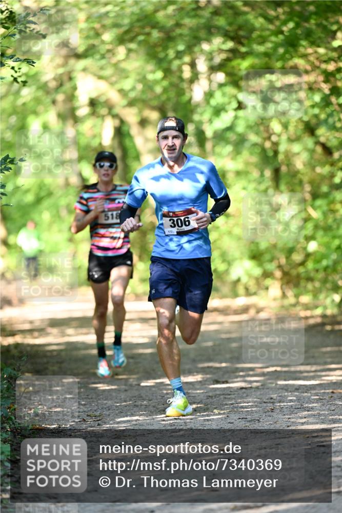 06.10.2024 - Bramfelder Halbmarathon 2024 Dr. Thomas Lammeyer http://msf.ph/oto/7340369 06.10.2024 10:43:08 Laufen 518, 306, 172 meine-sportfotos.de