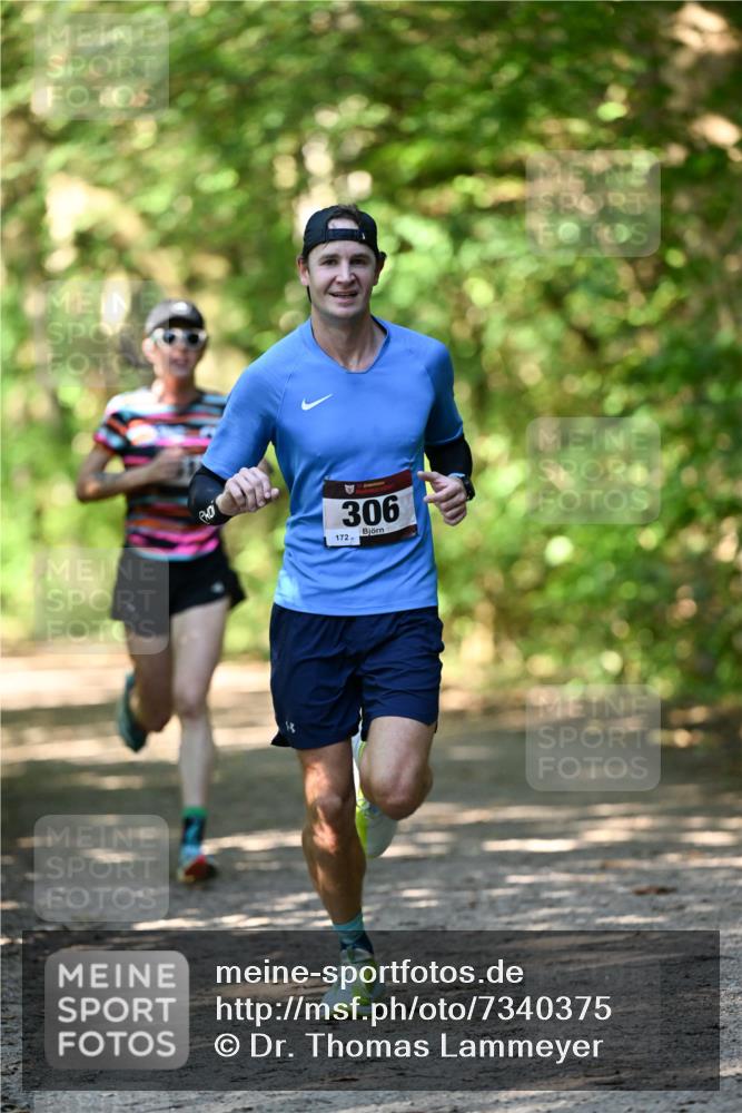 06.10.2024 - Bramfelder Halbmarathon 2024 Dr. Thomas Lammeyer http://msf.ph/oto/7340375 06.10.2024 10:43:08 Laufen 172, 306 meine-sportfotos.de
