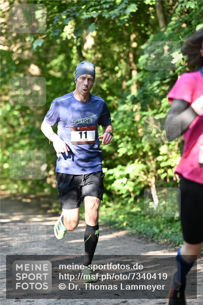 06.10.2024 - Bramfelder Halbmarathon 2024 Dr. Thomas Lammeyer http://msf.ph/oto/7340419 06.10.2024 10:43:49 Laufen 11 meine-sportfotos.de