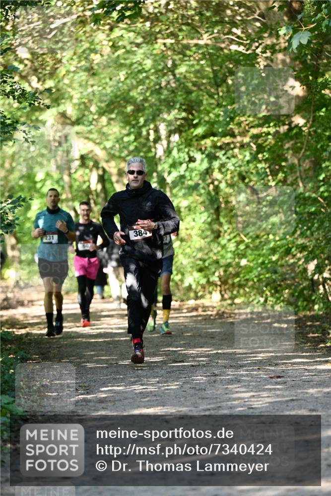 06.10.2024 - Bramfelder Halbmarathon 2024 Dr. Thomas Lammeyer http://msf.ph/oto/7340424 06.10.2024 10:43:51 Laufen 231, 384 meine-sportfotos.de