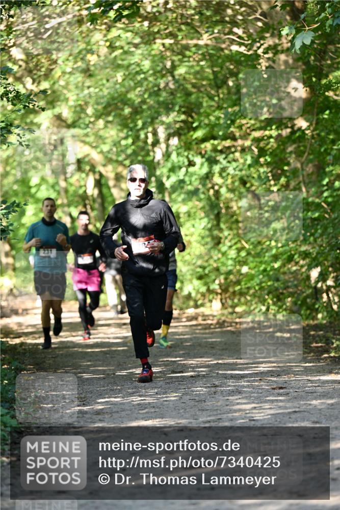 06.10.2024 - Bramfelder Halbmarathon 2024 Dr. Thomas Lammeyer http://msf.ph/oto/7340425 06.10.2024 10:43:51 Laufen  meine-sportfotos.de