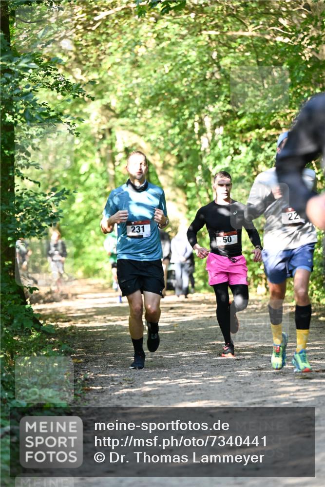 06.10.2024 - Bramfelder Halbmarathon 2024 Dr. Thomas Lammeyer http://msf.ph/oto/7340441 06.10.2024 10:43:54 Laufen 231, 50, 22 meine-sportfotos.de