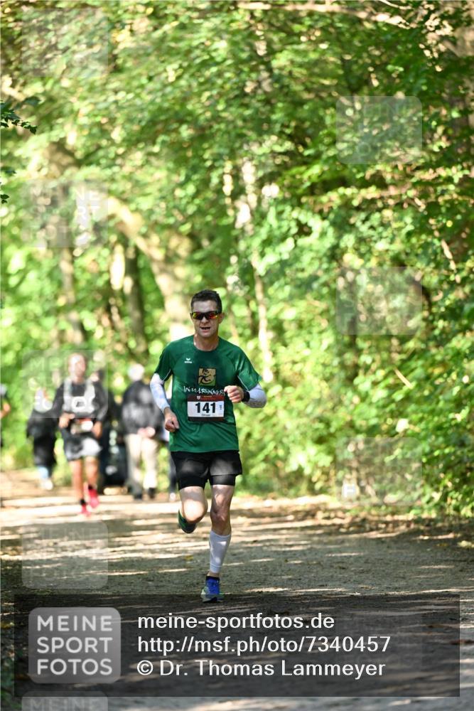 06.10.2024 - Bramfelder Halbmarathon 2024 Dr. Thomas Lammeyer http://msf.ph/oto/7340457 06.10.2024 10:43:59 Laufen 141 meine-sportfotos.de