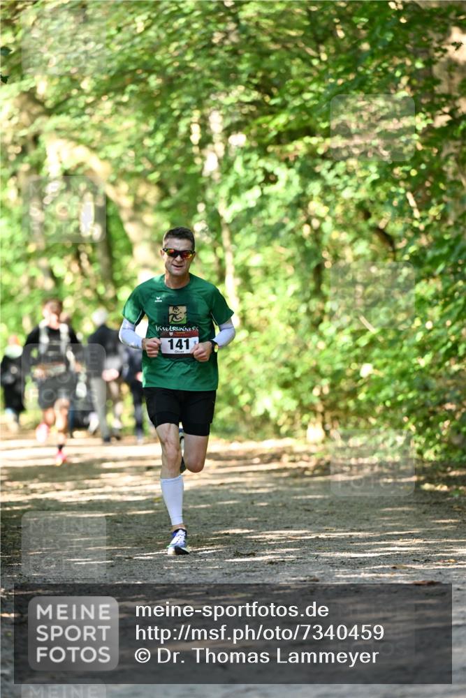 06.10.2024 - Bramfelder Halbmarathon 2024 Dr. Thomas Lammeyer http://msf.ph/oto/7340459 06.10.2024 10:44:00 Laufen 141 meine-sportfotos.de