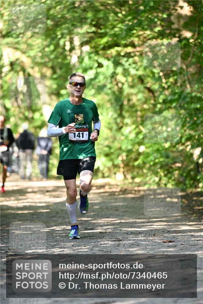 06.10.2024 - Bramfelder Halbmarathon 2024 Dr. Thomas Lammeyer http://msf.ph/oto/7340465 06.10.2024 10:44:00 Laufen 141 meine-sportfotos.de