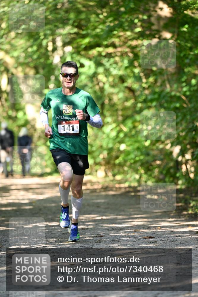 06.10.2024 - Bramfelder Halbmarathon 2024 Dr. Thomas Lammeyer http://msf.ph/oto/7340468 06.10.2024 10:44:01 Laufen 141 meine-sportfotos.de