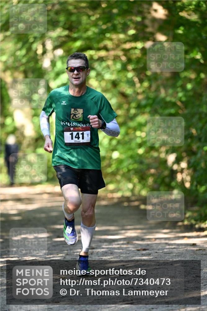 06.10.2024 - Bramfelder Halbmarathon 2024 Dr. Thomas Lammeyer http://msf.ph/oto/7340473 06.10.2024 10:44:01 Laufen 141 meine-sportfotos.de