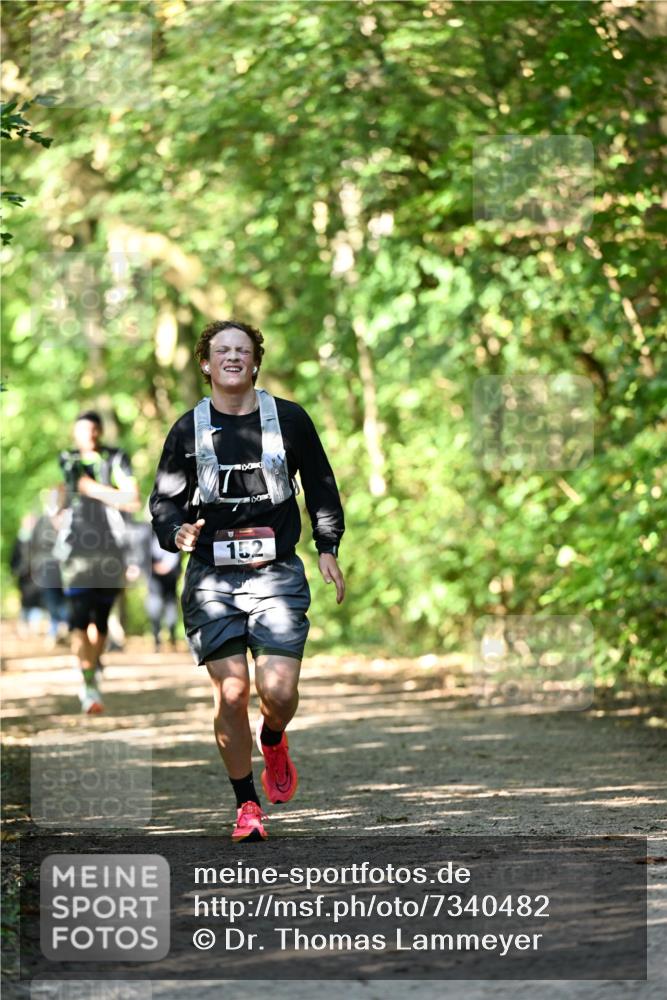 06.10.2024 - Bramfelder Halbmarathon 2024 Dr. Thomas Lammeyer http://msf.ph/oto/7340482 06.10.2024 10:44:06 Laufen 152 meine-sportfotos.de