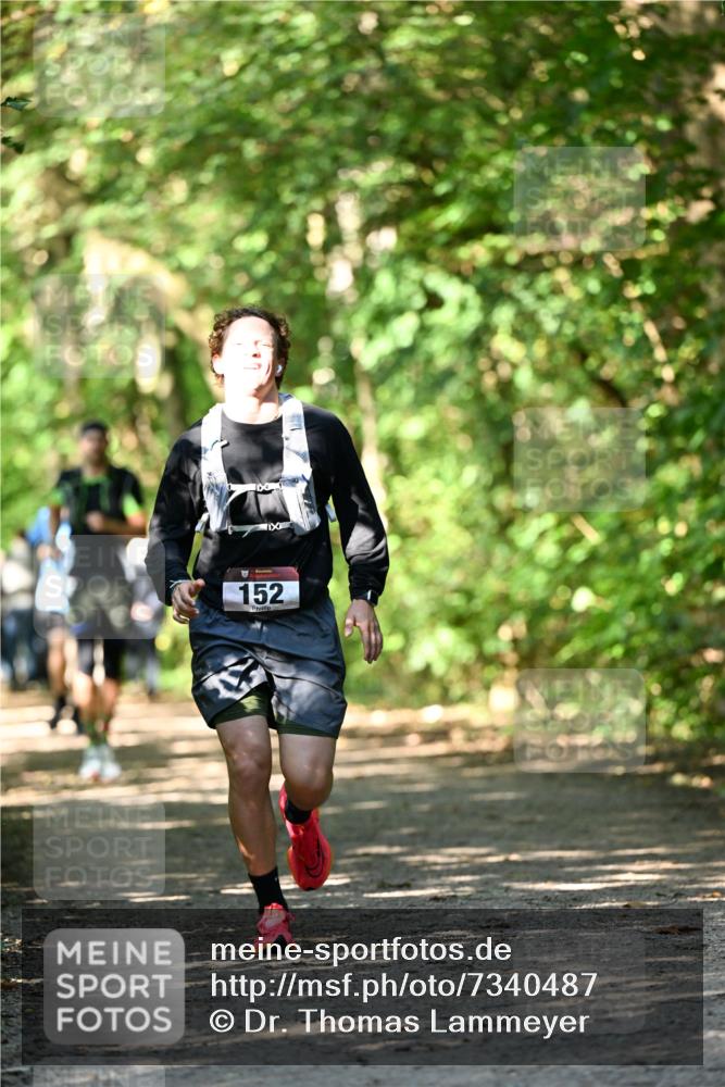 06.10.2024 - Bramfelder Halbmarathon 2024 Dr. Thomas Lammeyer http://msf.ph/oto/7340487 06.10.2024 10:44:07 Laufen 152 meine-sportfotos.de