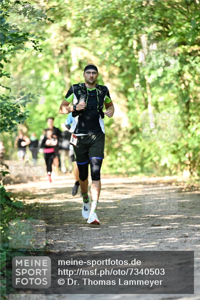 06.10.2024 - Bramfelder Halbmarathon 2024 Dr. Thomas Lammeyer http://msf.ph/oto/7340503 06.10.2024 10:44:11 Laufen  meine-sportfotos.de
