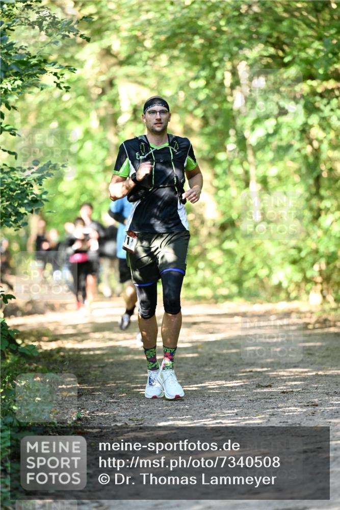 06.10.2024 - Bramfelder Halbmarathon 2024 Dr. Thomas Lammeyer http://msf.ph/oto/7340508 06.10.2024 10:44:12 Laufen  meine-sportfotos.de