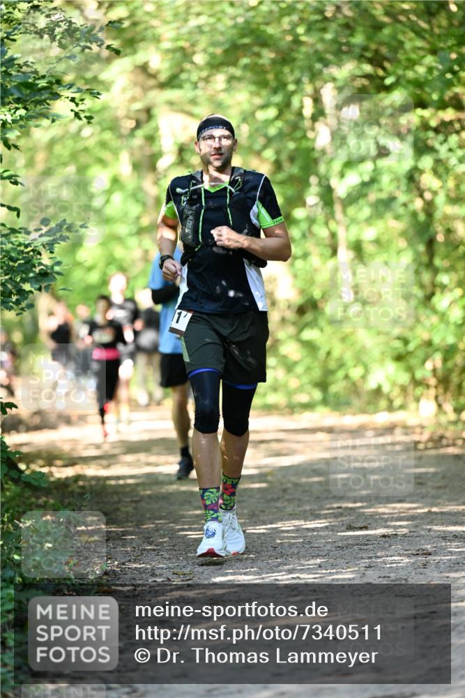 06.10.2024 - Bramfelder Halbmarathon 2024 Dr. Thomas Lammeyer http://msf.ph/oto/7340511 06.10.2024 10:44:12 Laufen 1 meine-sportfotos.de