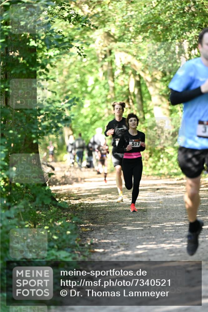 06.10.2024 - Bramfelder Halbmarathon 2024 Dr. Thomas Lammeyer http://msf.ph/oto/7340521 06.10.2024 10:44:16 Laufen 517, 3 meine-sportfotos.de
