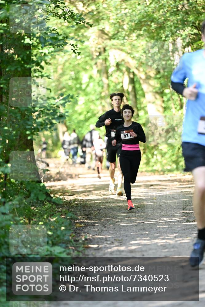06.10.2024 - Bramfelder Halbmarathon 2024 Dr. Thomas Lammeyer http://msf.ph/oto/7340523 06.10.2024 10:44:17 Laufen 51 meine-sportfotos.de