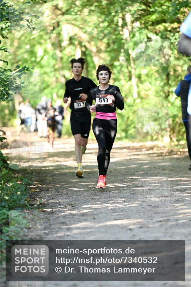06.10.2024 - Bramfelder Halbmarathon 2024 Dr. Thomas Lammeyer http://msf.ph/oto/7340532 06.10.2024 10:44:18 Laufen 323, 517 meine-sportfotos.de