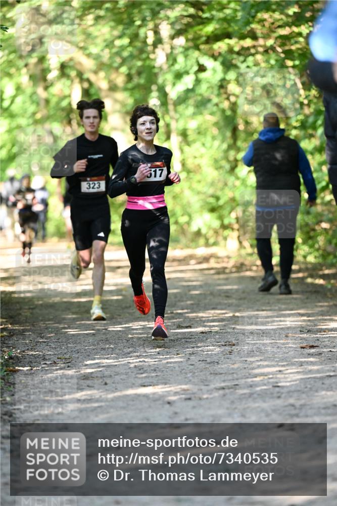 06.10.2024 - Bramfelder Halbmarathon 2024 Dr. Thomas Lammeyer http://msf.ph/oto/7340535 06.10.2024 10:44:18 Laufen 517, 323 meine-sportfotos.de