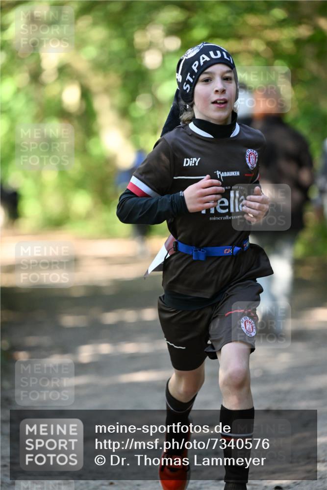 06.10.2024 - Bramfelder Halbmarathon 2024 Dr. Thomas Lammeyer http://msf.ph/oto/7340576 06.10.2024 10:44:27 Laufen  meine-sportfotos.de