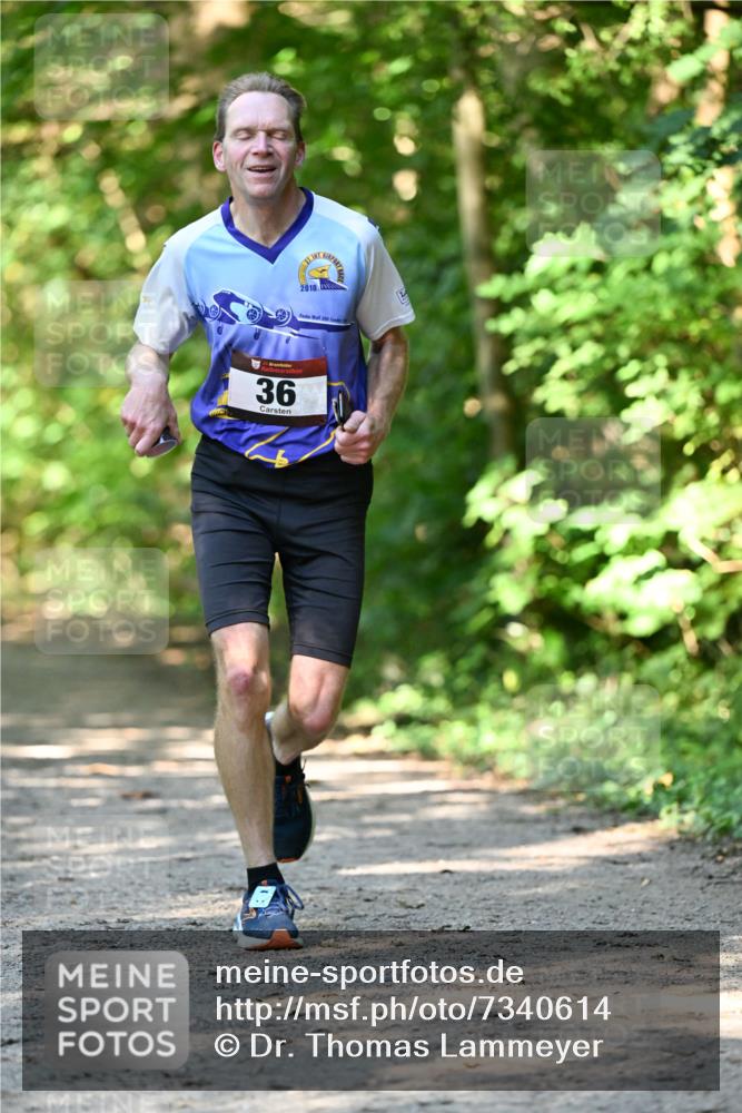 06.10.2024 - Bramfelder Halbmarathon 2024 Dr. Thomas Lammeyer http://msf.ph/oto/7340614 06.10.2024 10:45:07 Laufen 36, 27, 2010, 200 meine-sportfotos.de