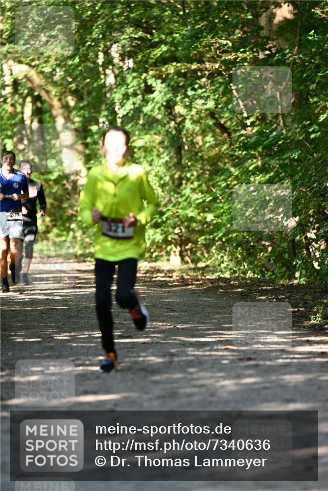 06.10.2024 - Bramfelder Halbmarathon 2024 Dr. Thomas Lammeyer http://msf.ph/oto/7340636 06.10.2024 10:45:18 Laufen 207 meine-sportfotos.de