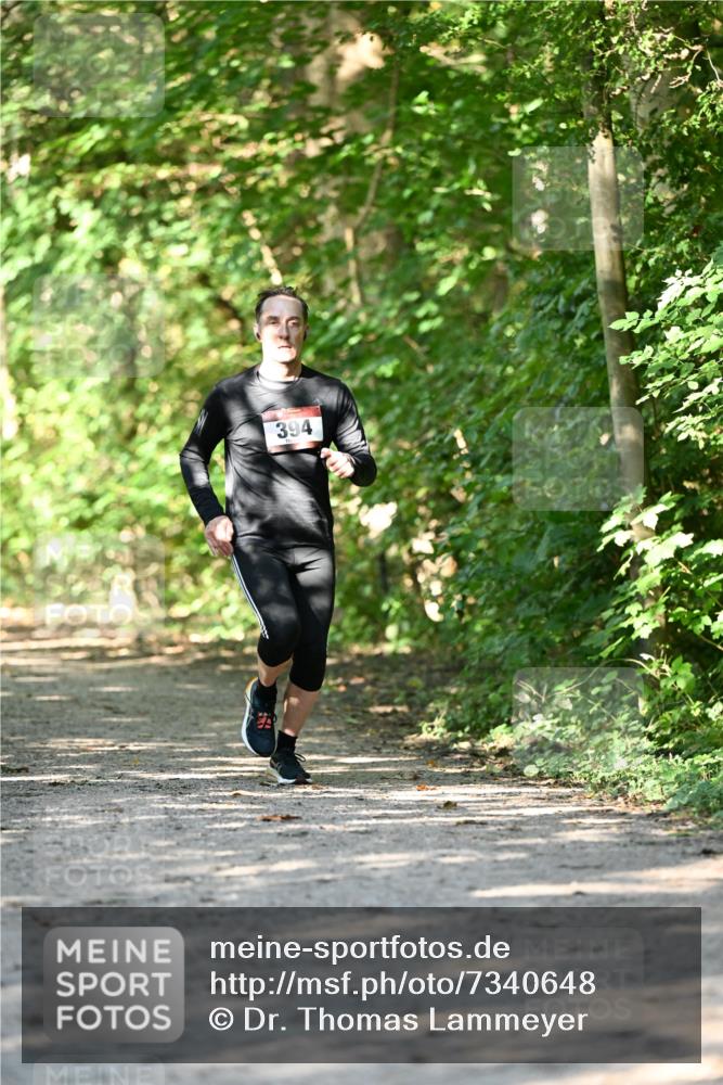 06.10.2024 - Bramfelder Halbmarathon 2024 Dr. Thomas Lammeyer http://msf.ph/oto/7340648 06.10.2024 10:45:23 Laufen 394 meine-sportfotos.de