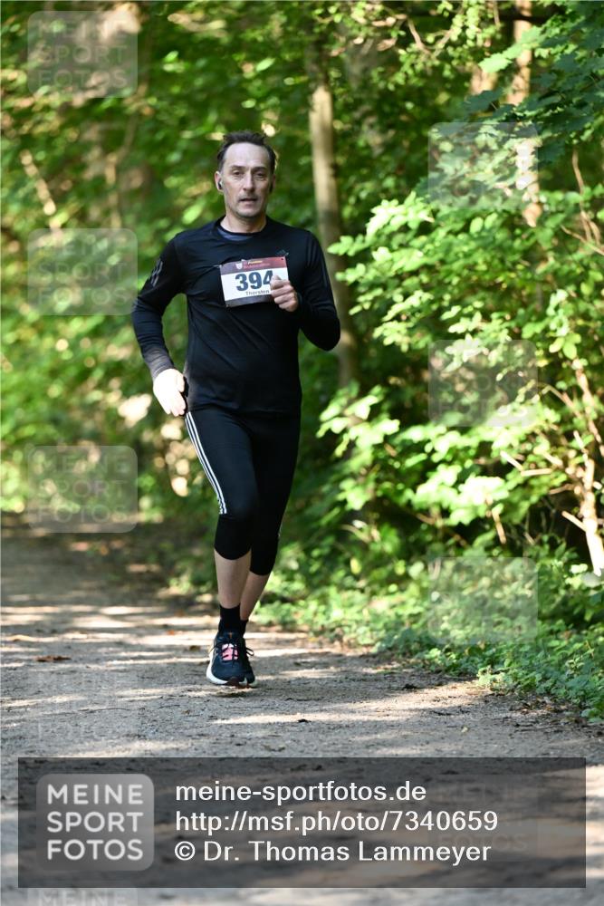 06.10.2024 - Bramfelder Halbmarathon 2024 Dr. Thomas Lammeyer http://msf.ph/oto/7340659 06.10.2024 10:45:24 Laufen 394 meine-sportfotos.de