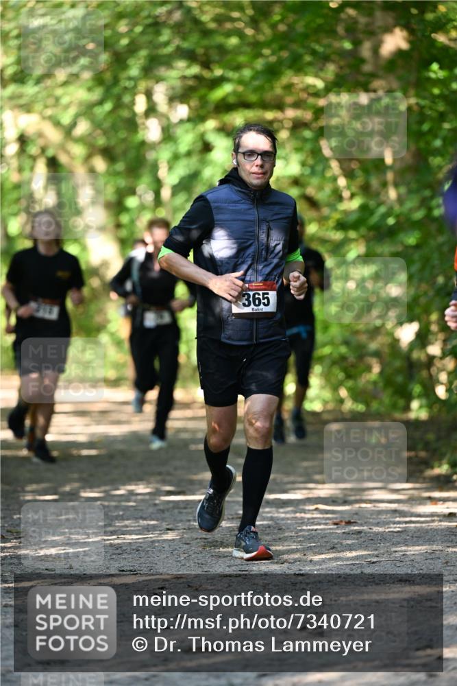06.10.2024 - Bramfelder Halbmarathon 2024 Dr. Thomas Lammeyer http://msf.ph/oto/7340721 06.10.2024 10:46:01 Laufen 365 meine-sportfotos.de