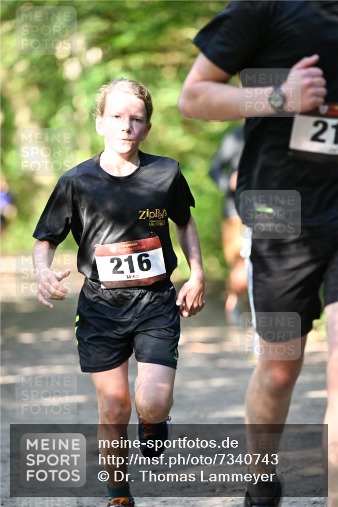 06.10.2024 - Bramfelder Halbmarathon 2024 Dr. Thomas Lammeyer http://msf.ph/oto/7340743 06.10.2024 10:46:06 Laufen 33, 216, 21 meine-sportfotos.de
