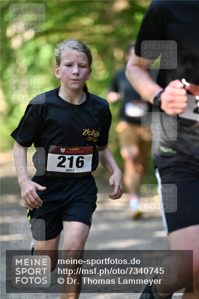 06.10.2024 - Bramfelder Halbmarathon 2024 Dr. Thomas Lammeyer http://msf.ph/oto/7340745 06.10.2024 10:46:07 Laufen 216 meine-sportfotos.de