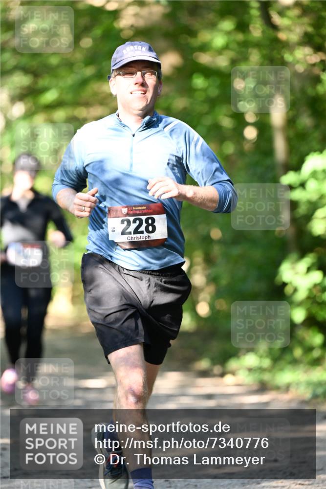 06.10.2024 - Bramfelder Halbmarathon 2024 Dr. Thomas Lammeyer http://msf.ph/oto/7340776 06.10.2024 10:46:17 Laufen 50, 228 meine-sportfotos.de