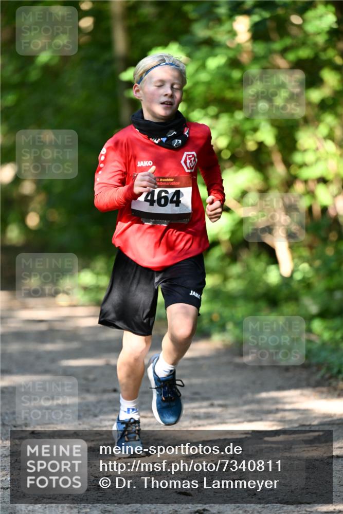 06.10.2024 - Bramfelder Halbmarathon 2024 Dr. Thomas Lammeyer http://msf.ph/oto/7340811 06.10.2024 10:46:26 Laufen 3, 464 meine-sportfotos.de