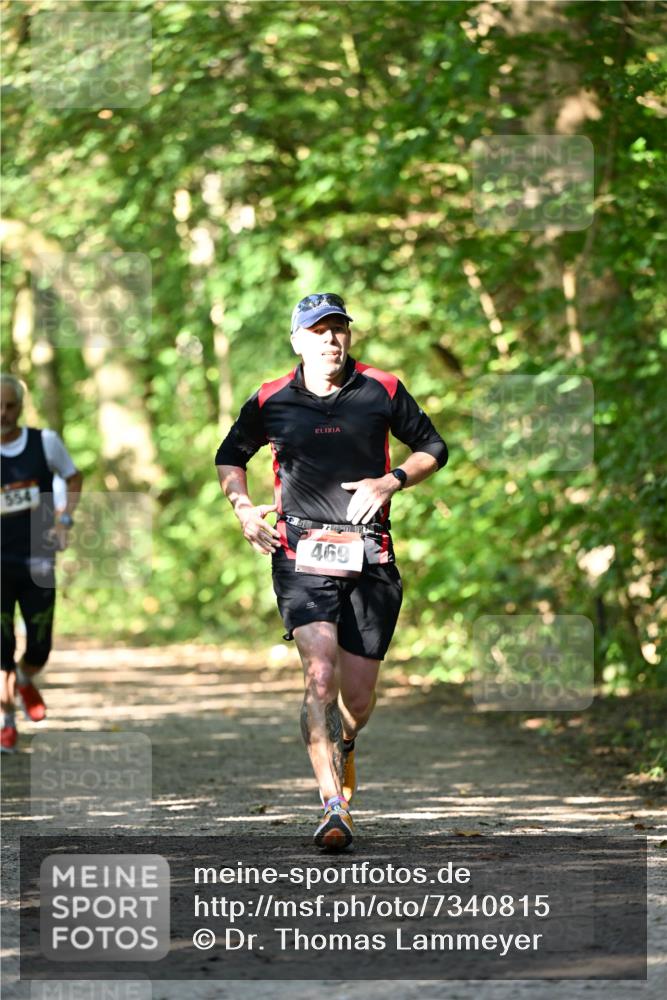 06.10.2024 - Bramfelder Halbmarathon 2024 Dr. Thomas Lammeyer http://msf.ph/oto/7340815 06.10.2024 10:46:28 Laufen 554, 469 meine-sportfotos.de