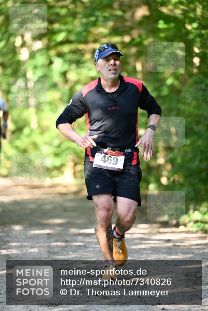 06.10.2024 - Bramfelder Halbmarathon 2024 Dr. Thomas Lammeyer http://msf.ph/oto/7340826 06.10.2024 10:46:29 Laufen 469 meine-sportfotos.de