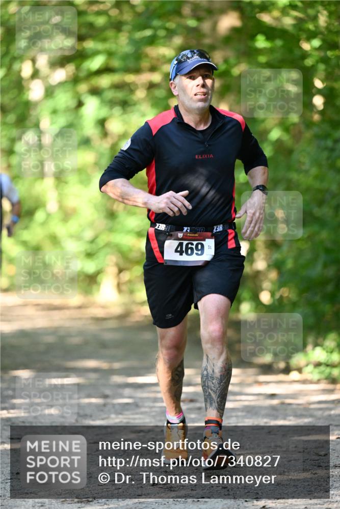 06.10.2024 - Bramfelder Halbmarathon 2024 Dr. Thomas Lammeyer http://msf.ph/oto/7340827 06.10.2024 10:46:29 Laufen 1385, 33, 469, 37, 13, 00 meine-sportfotos.de