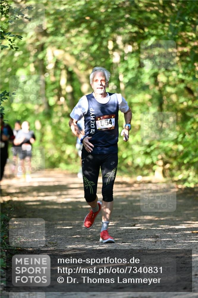 06.10.2024 - Bramfelder Halbmarathon 2024 Dr. Thomas Lammeyer http://msf.ph/oto/7340831 06.10.2024 10:46:31 Laufen 554 meine-sportfotos.de