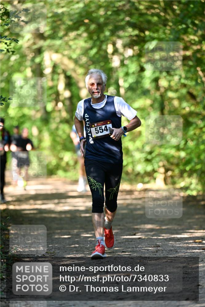 06.10.2024 - Bramfelder Halbmarathon 2024 Dr. Thomas Lammeyer http://msf.ph/oto/7340833 06.10.2024 10:46:31 Laufen 554 meine-sportfotos.de
