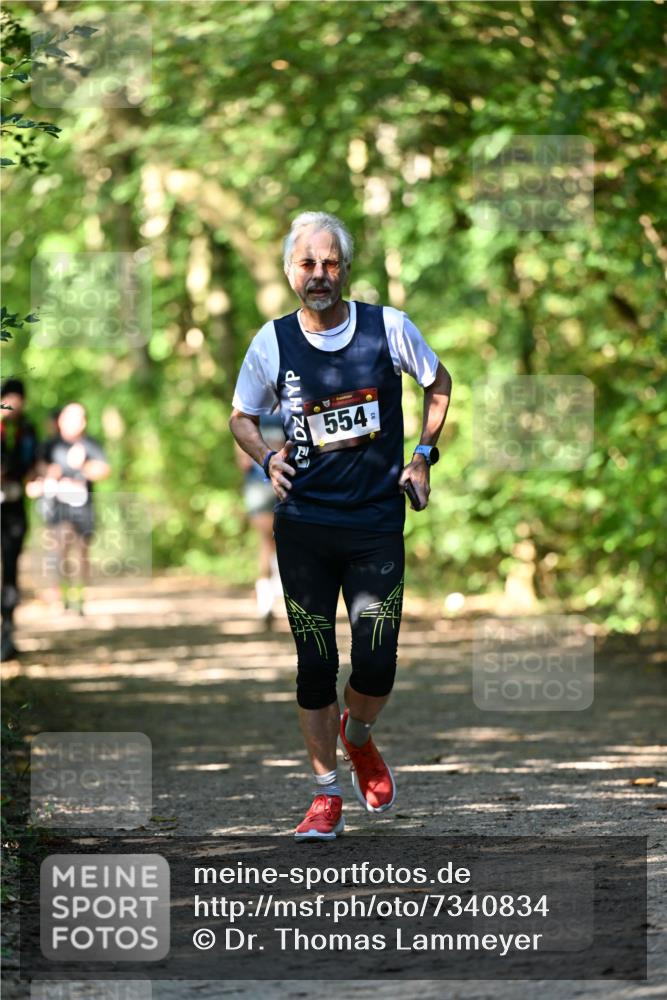 06.10.2024 - Bramfelder Halbmarathon 2024 Dr. Thomas Lammeyer http://msf.ph/oto/7340834 06.10.2024 10:46:31 Laufen 554 meine-sportfotos.de