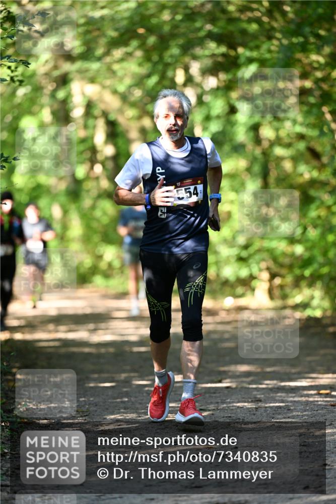 06.10.2024 - Bramfelder Halbmarathon 2024 Dr. Thomas Lammeyer http://msf.ph/oto/7340835 06.10.2024 10:46:31 Laufen 554 meine-sportfotos.de
