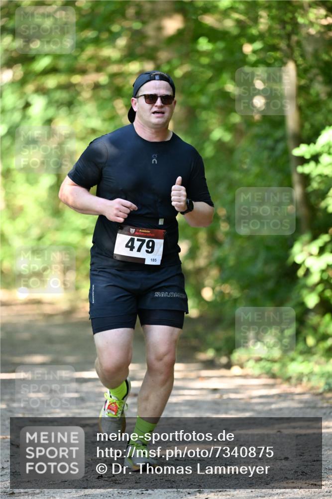 06.10.2024 - Bramfelder Halbmarathon 2024 Dr. Thomas Lammeyer http://msf.ph/oto/7340875 06.10.2024 10:46:42 Laufen 3, 479, 185 meine-sportfotos.de