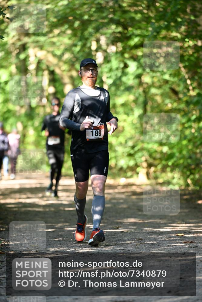 06.10.2024 - Bramfelder Halbmarathon 2024 Dr. Thomas Lammeyer http://msf.ph/oto/7340879 06.10.2024 10:46:43 Laufen 189 meine-sportfotos.de