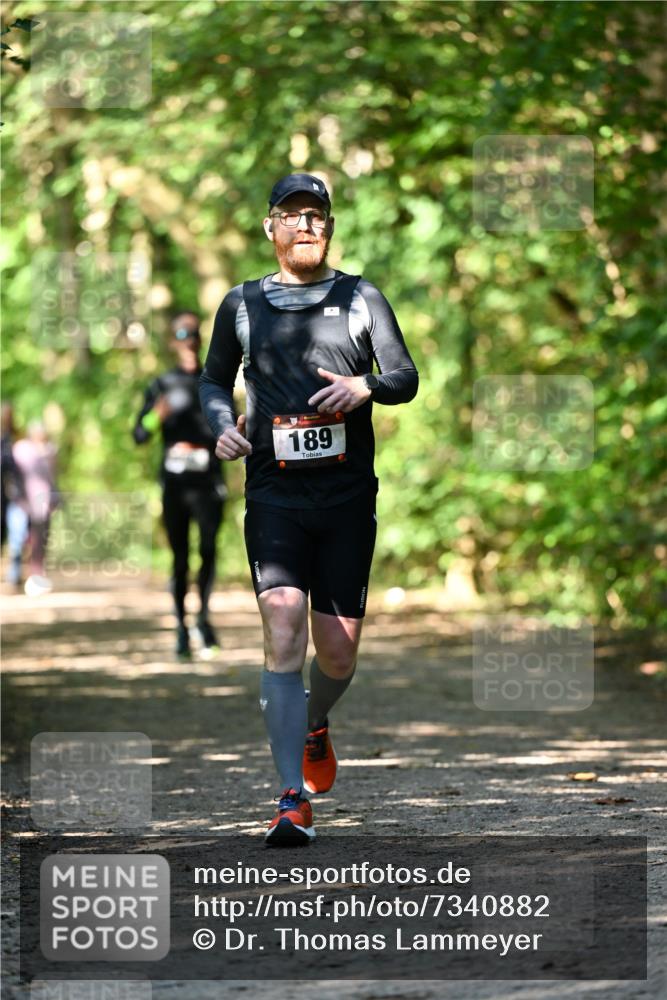 06.10.2024 - Bramfelder Halbmarathon 2024 Dr. Thomas Lammeyer http://msf.ph/oto/7340882 06.10.2024 10:46:43 Laufen 189 meine-sportfotos.de